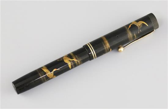 A Dunhill Namiki black lacquered fountain pen, 5.25in.